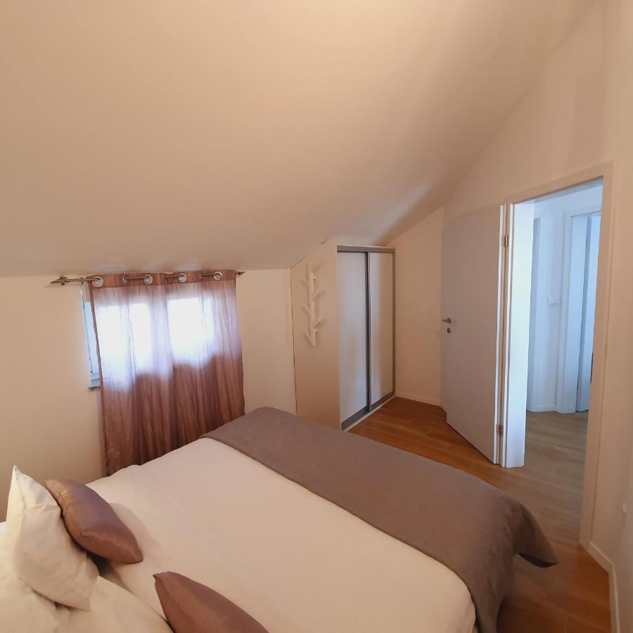 Apartments Marti ムルテル エクステリア 写真