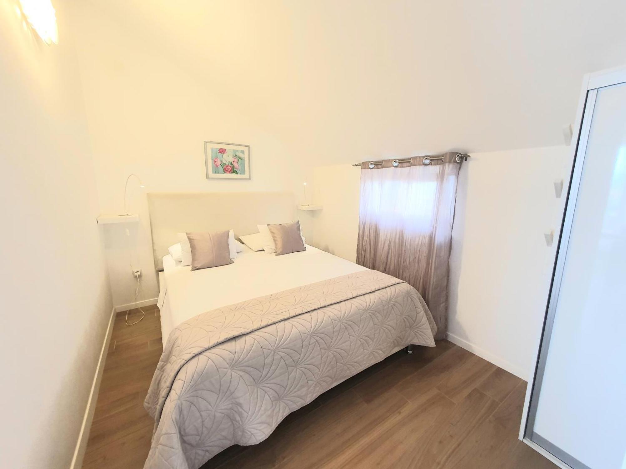 Apartments Marti ムルテル エクステリア 写真