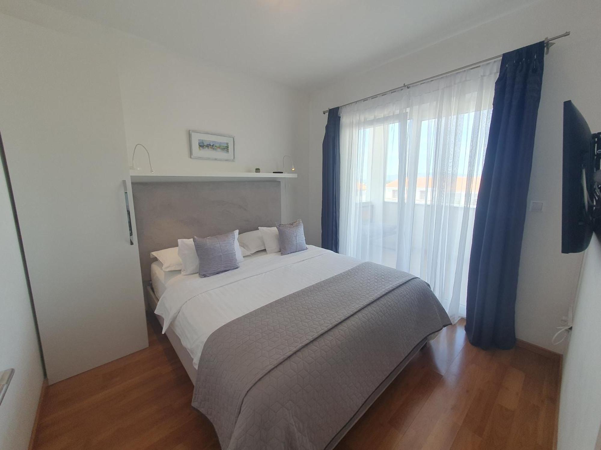 Apartments Marti ムルテル 部屋 写真