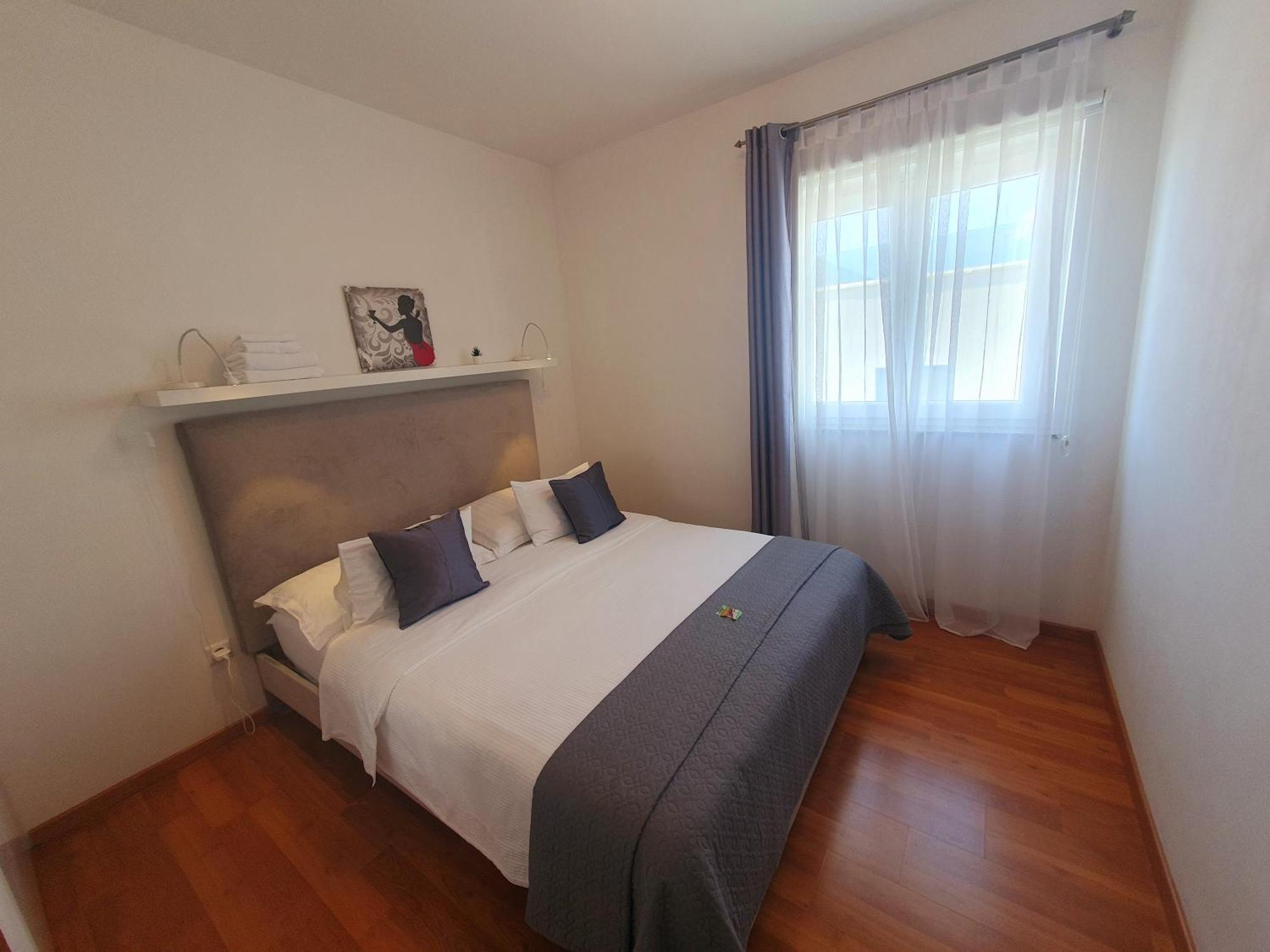 Apartments Marti ムルテル エクステリア 写真